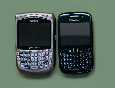 blackberry iphone smartphone